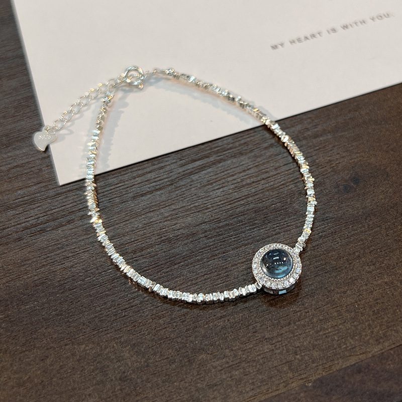 "Everyday Pearl Bracelet Outfit"