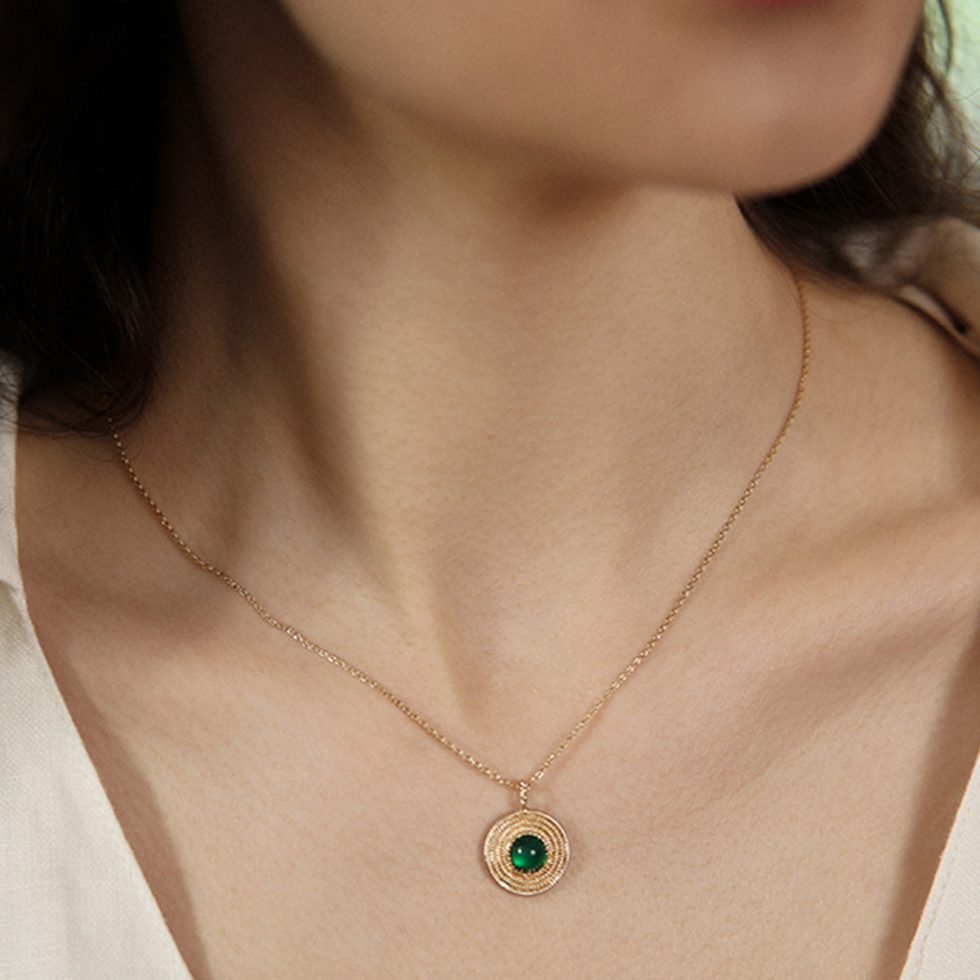 French vintage Feng Shui necklace copper close-up