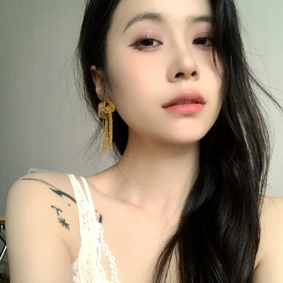 Feng Shui conch earrings career jewelry