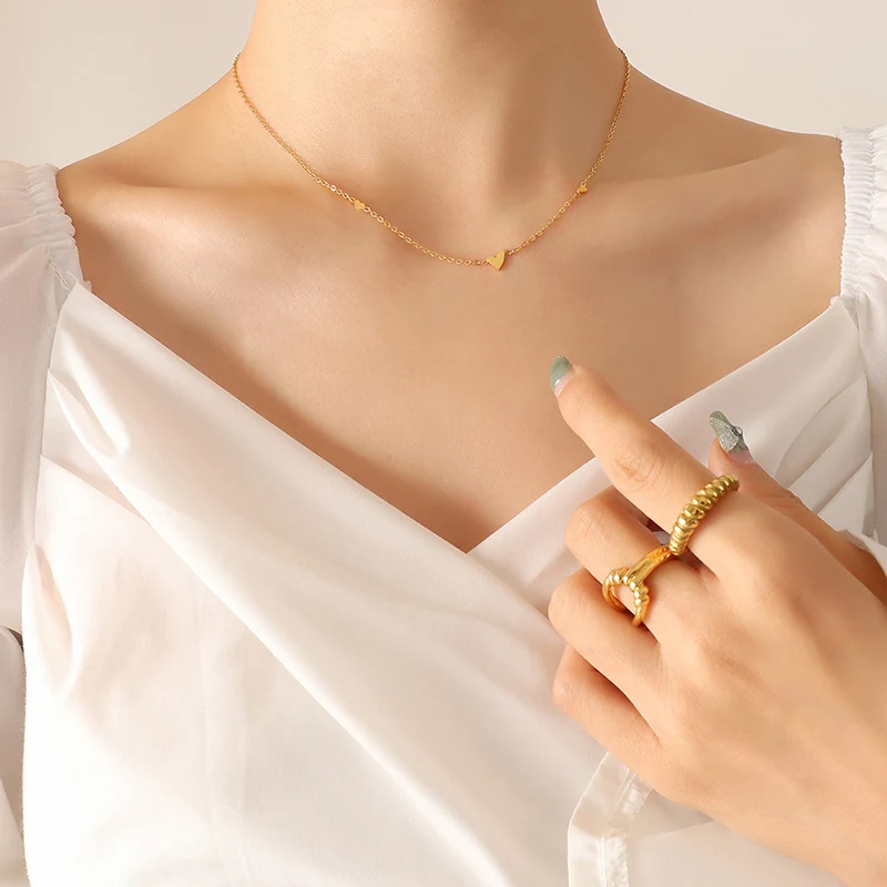 Minimalist Sweet-Cool Heart Choker, 18K Gold Plated Titanium Steel - image 4